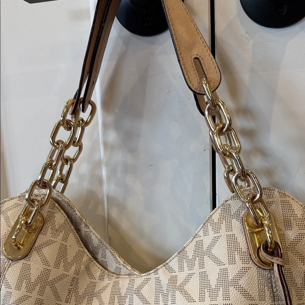 Michael Kors stylish michael